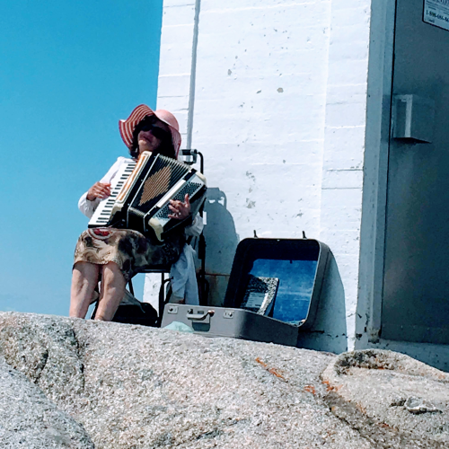 Rock’n Out at Peggy’s Cove
