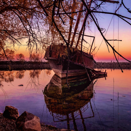 Reflections of La Grande Hermine